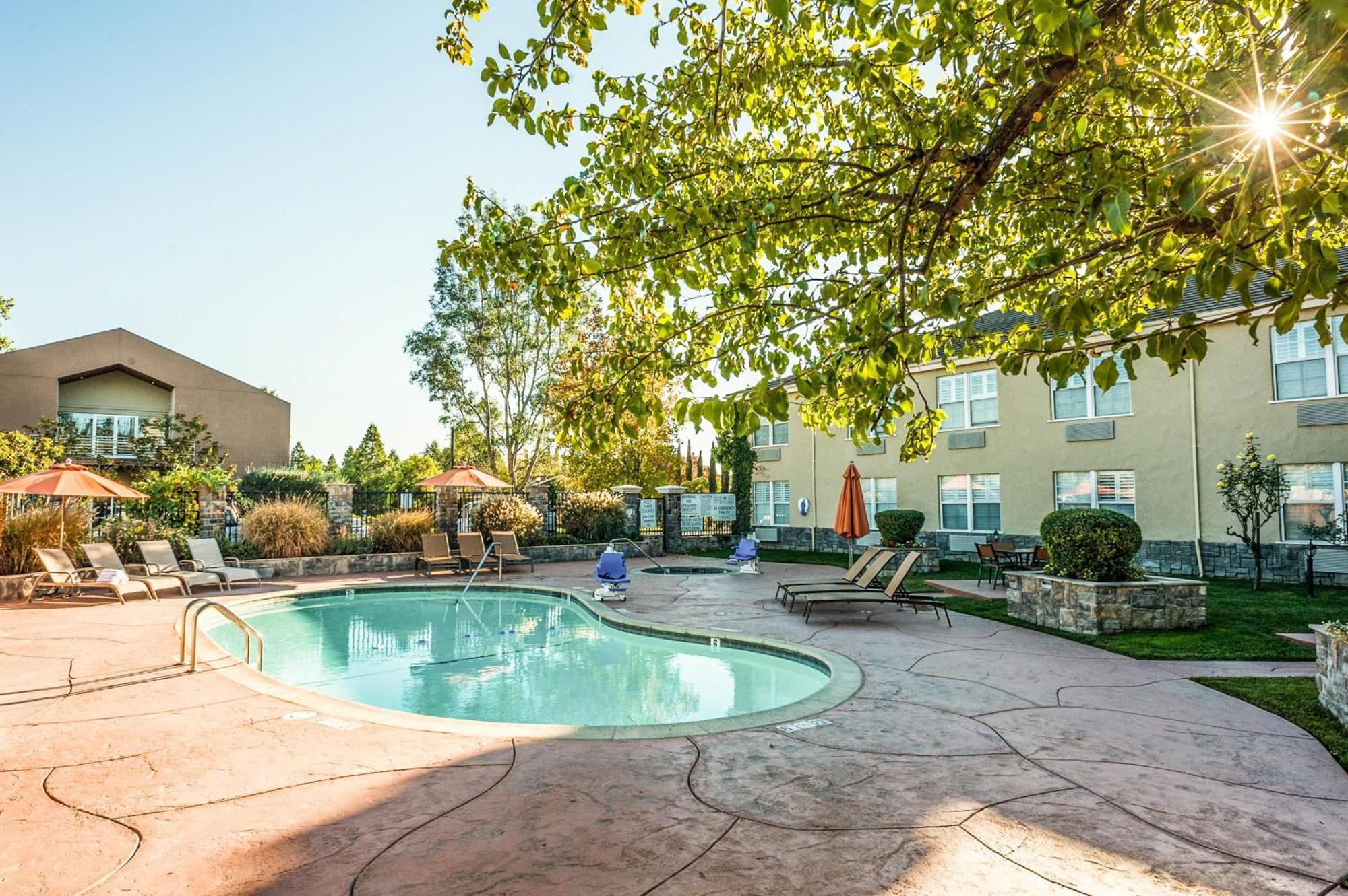 Hotel Indigo Napa Valley By Ihg Eksteriør billede