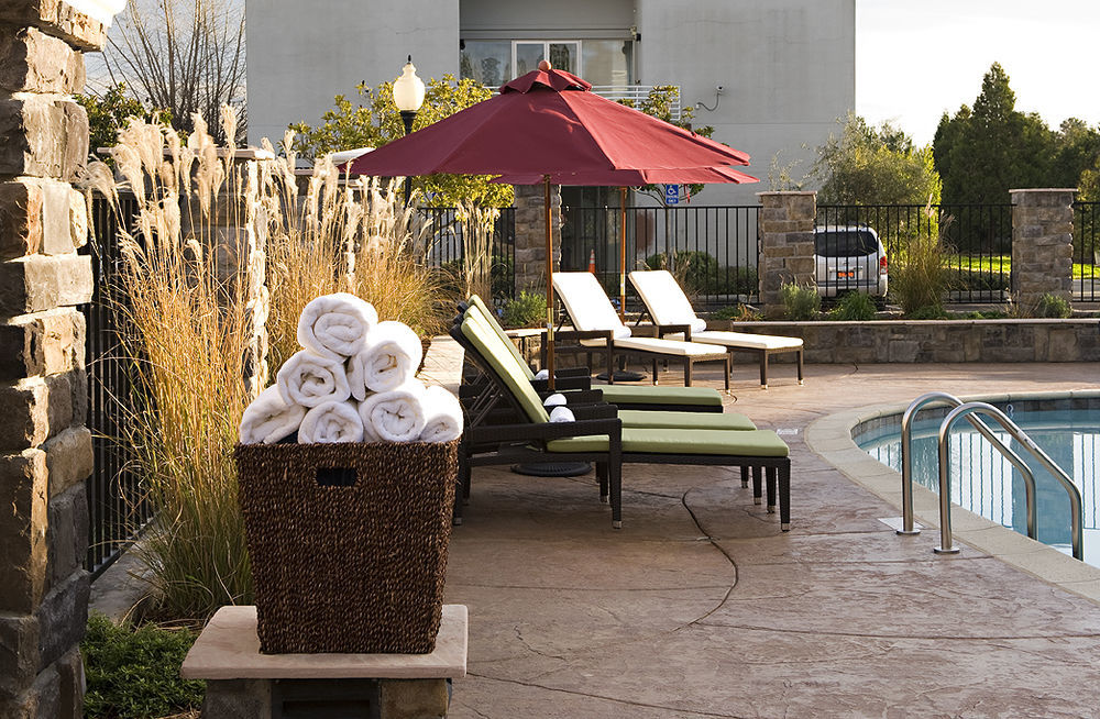Hotel Indigo Napa Valley By Ihg Eksteriør billede
